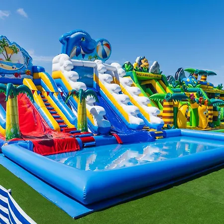 Arkadia Holiday - Domki I Wyjatkowe Atrakcje Dla Dzieci Wladyslawowo Jaktstuga