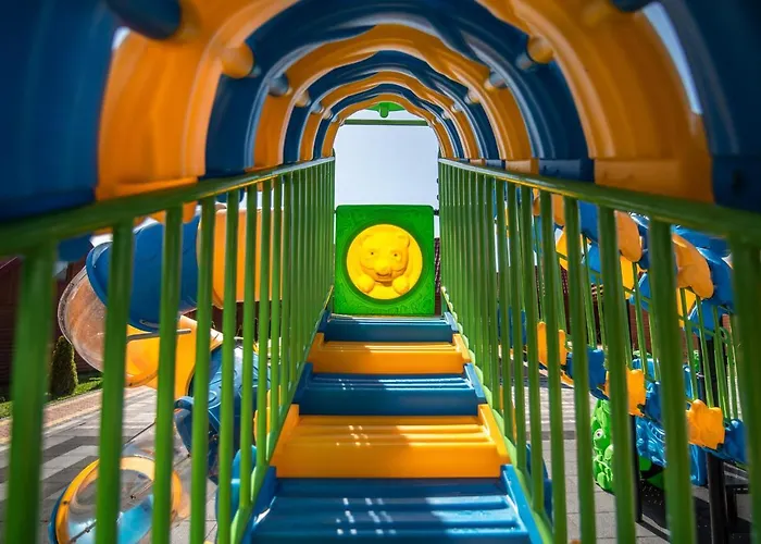 Arkadia Holiday - Domki I Wyjatkowe Atrakcje Dla Dzieci Wladyslawowo Jaktstuga Władysławowo