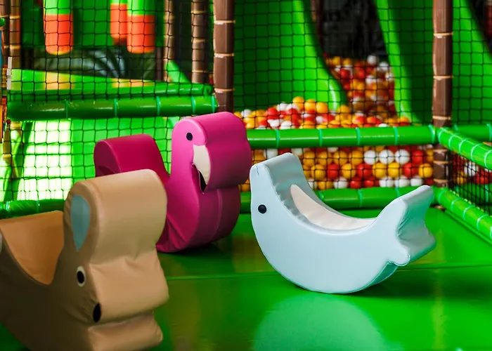 Arkadia Holiday - Domki I Wyjatkowe Atrakcje Dla Dzieci Wladyslawowo