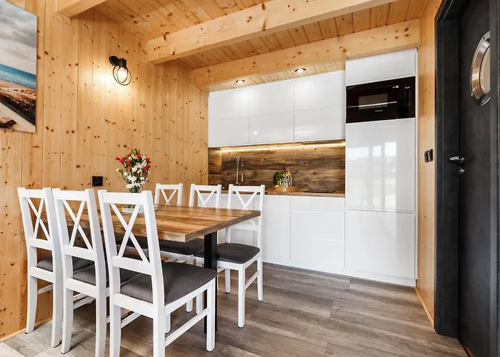 度假居 Arkadia Holiday - Domki I Wyjatkowe Atrakcje Dla Dzieci Wladyslawowo *