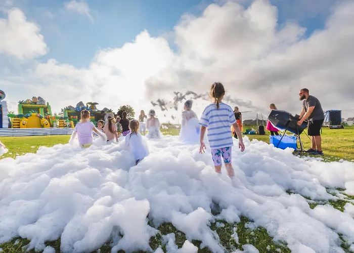 Arkadia Holiday - Domki I Wyjatkowe Atrakcje Dla Dzieci Wladyslawowo Jaktstuga *